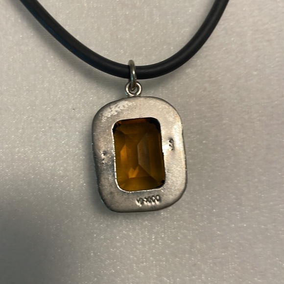 Smoky quartz in silver on rubber necklace - Picture 2 of 2